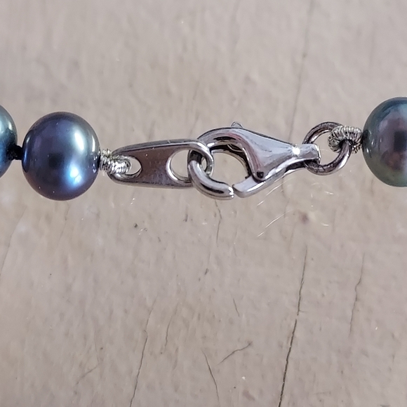 Tahitian Pearl Necklace - Picture 6 of 11